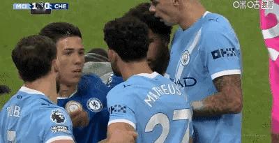 恩佐会是下一个“德保西”吗？在切尔西这几年已经成为老大哥了，有事是真上，第一个上