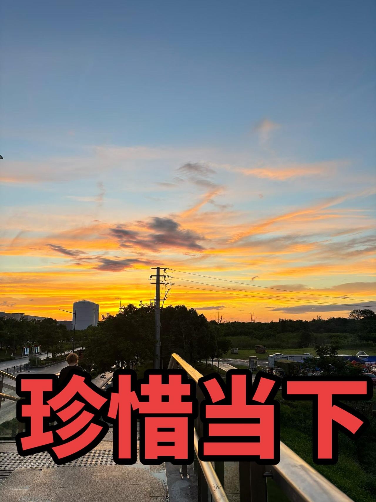 广西洪涝、新疆高温、四川地震、湖北龙卷风，河北冰雹，甘肃冰雹，接下来浙江七级台风