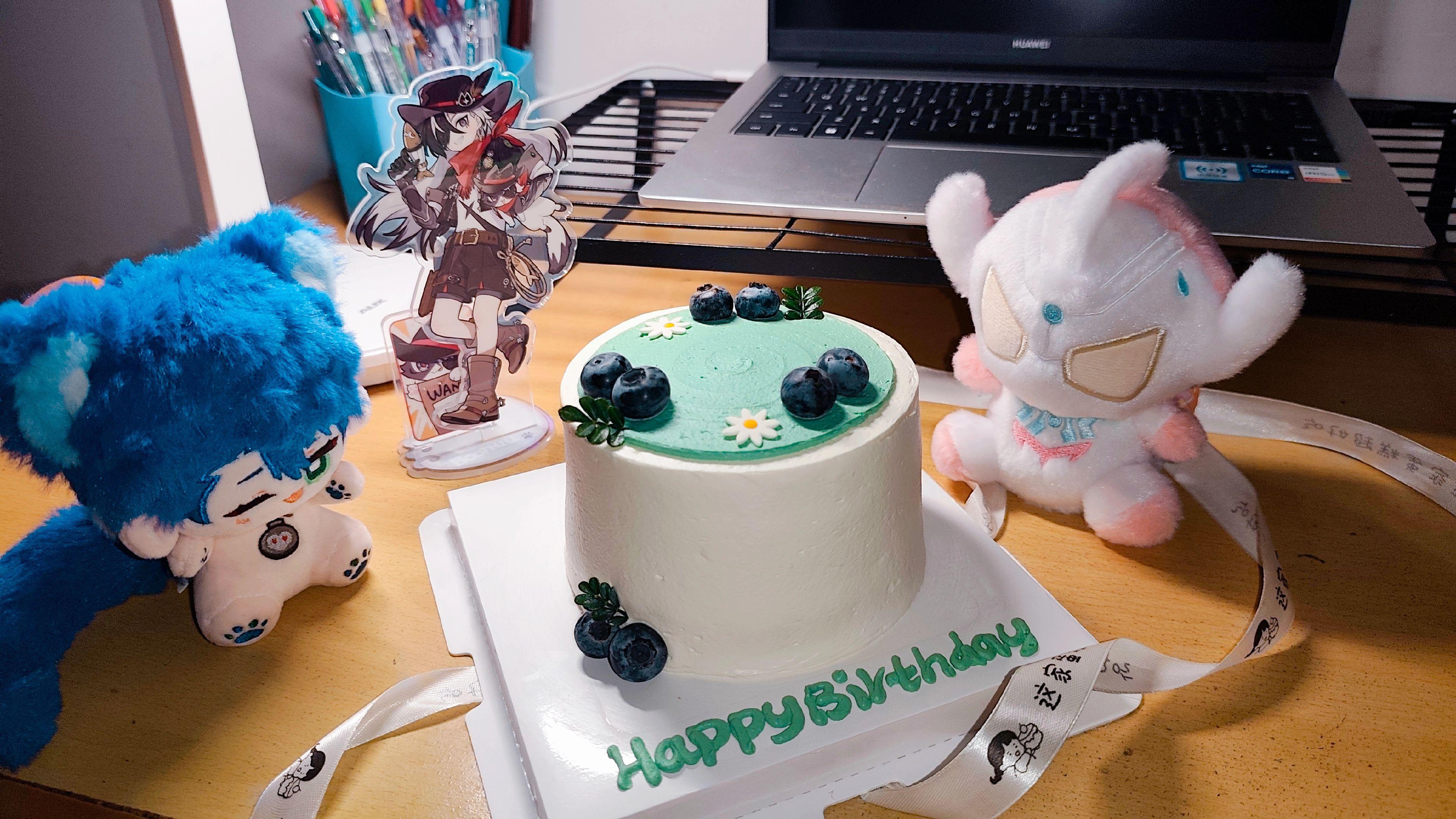 今天正式20岁了(=^▽^=)，p2是女朋友送的生日图嘿嘿(*^ω^*)