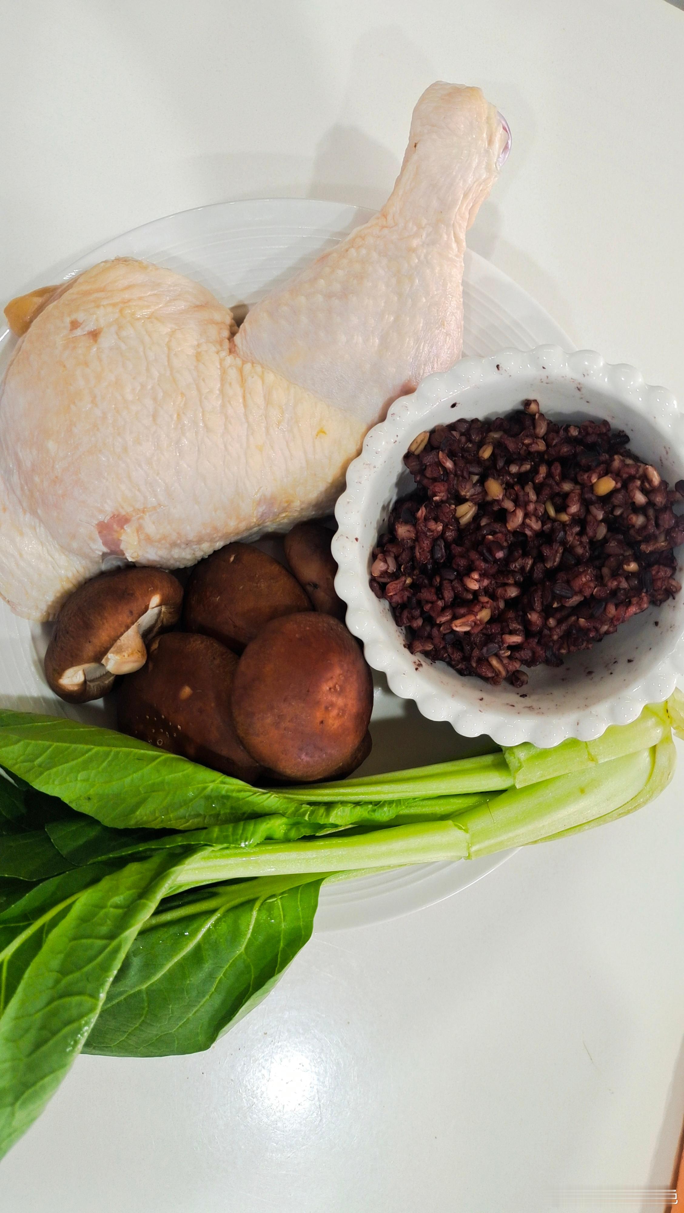 #健闻登顶计划##减脂餐# 午餐搭配:蛋白质+碳水+膳食纤维 ​​​