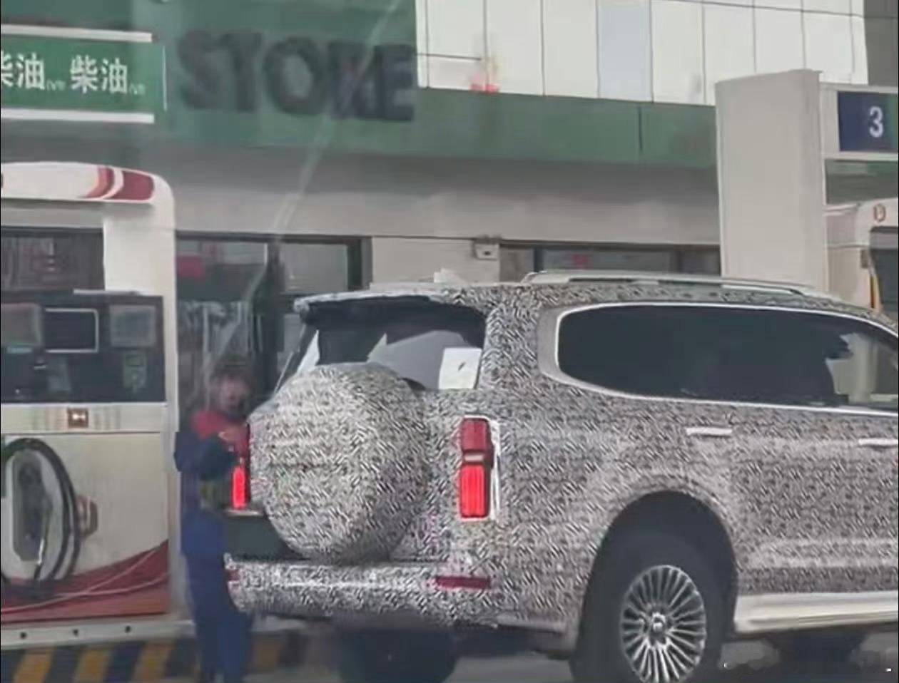 啊！！坦克500要推出一款新车型了？？ 