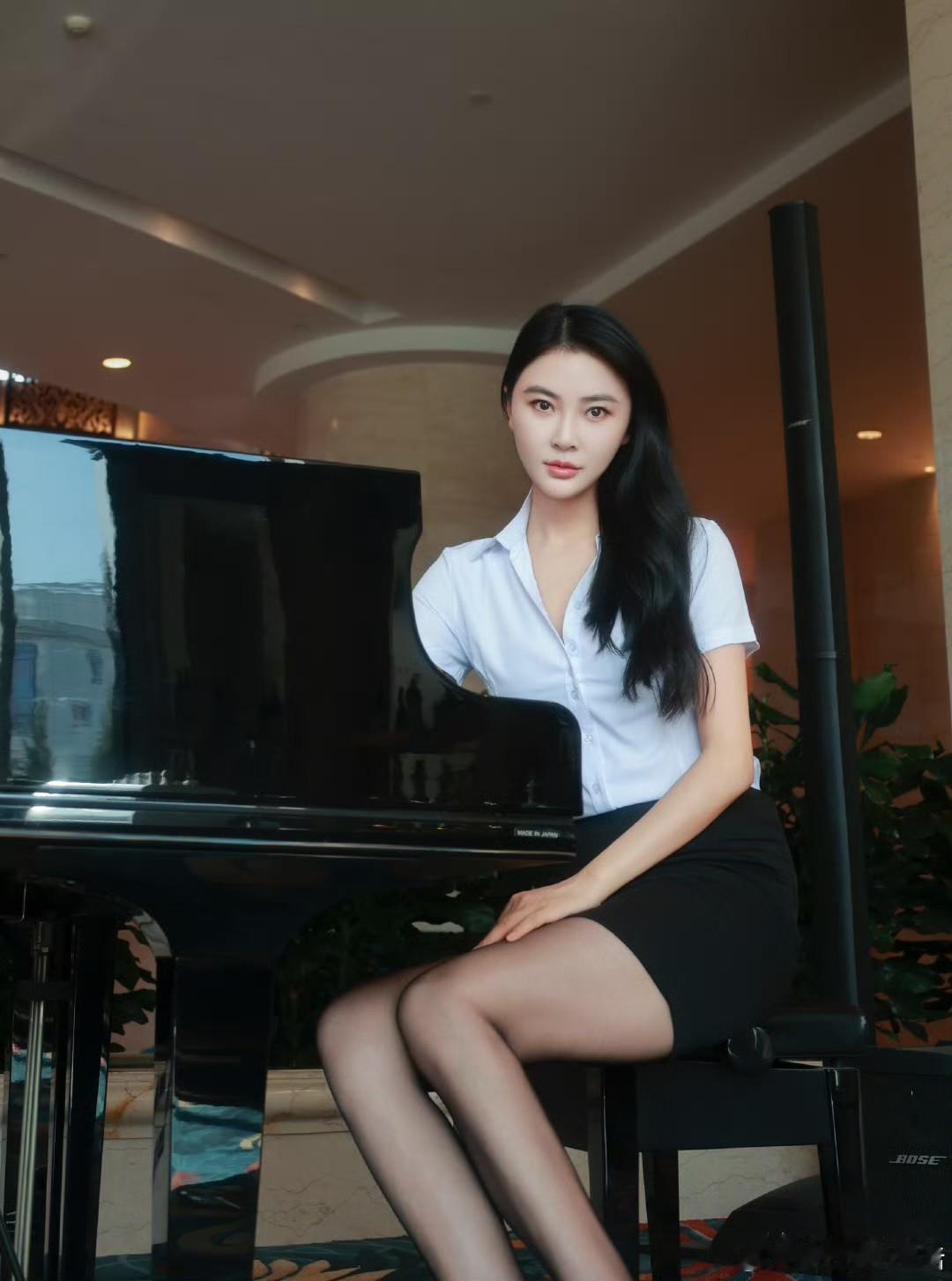 吴丹，环球小姐上海区冠军