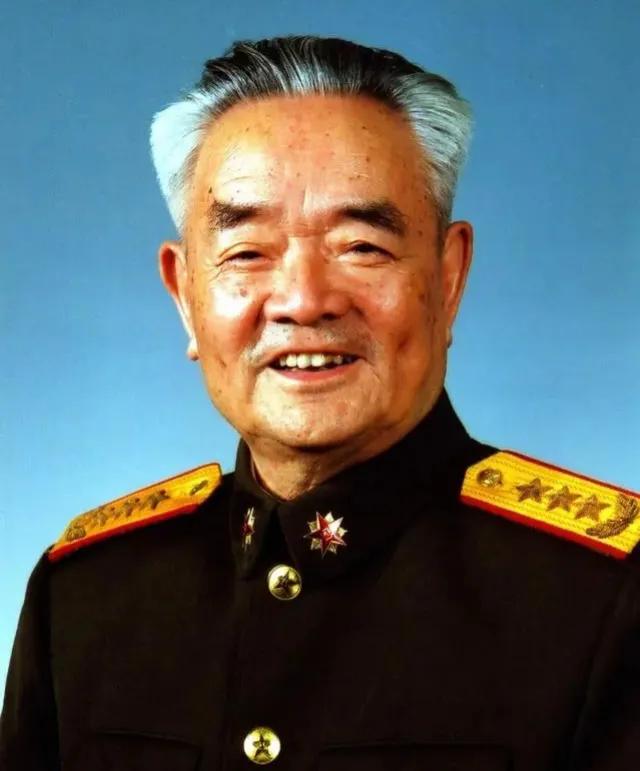 2023年3月31日‌，原成都军区政委万海峰上将因病医治无效在北京逝世，享年‌1