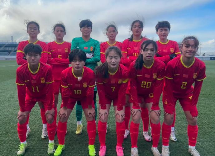 中国女足[超话]   中国U17女足1-0日本U17女足 两场比赛取得一胜一平+