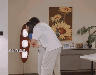 《狙击蝴蝶》李雾因为岑矜不想出国读书，岑矜单方面的分手，李雾哭着说你不要我了这句