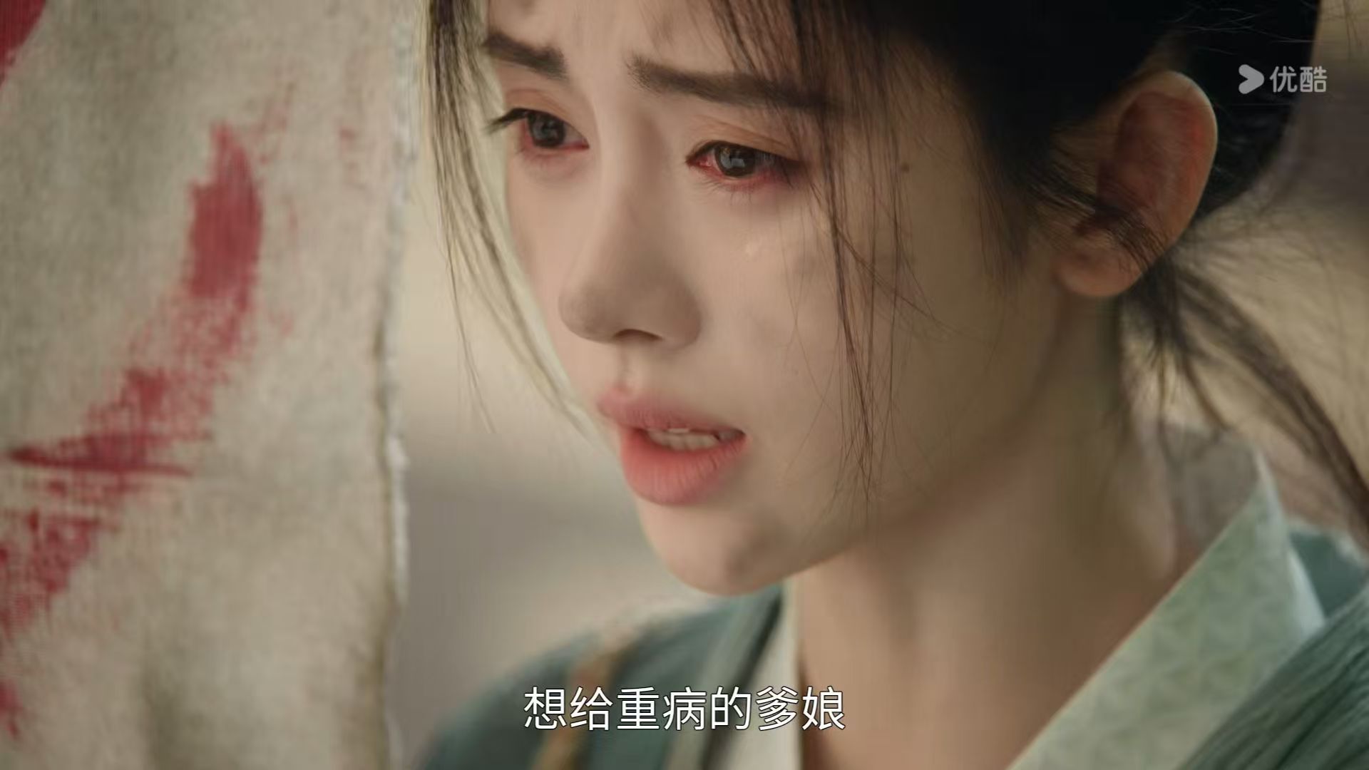 看起来看起来鞠婧祎姜黎非