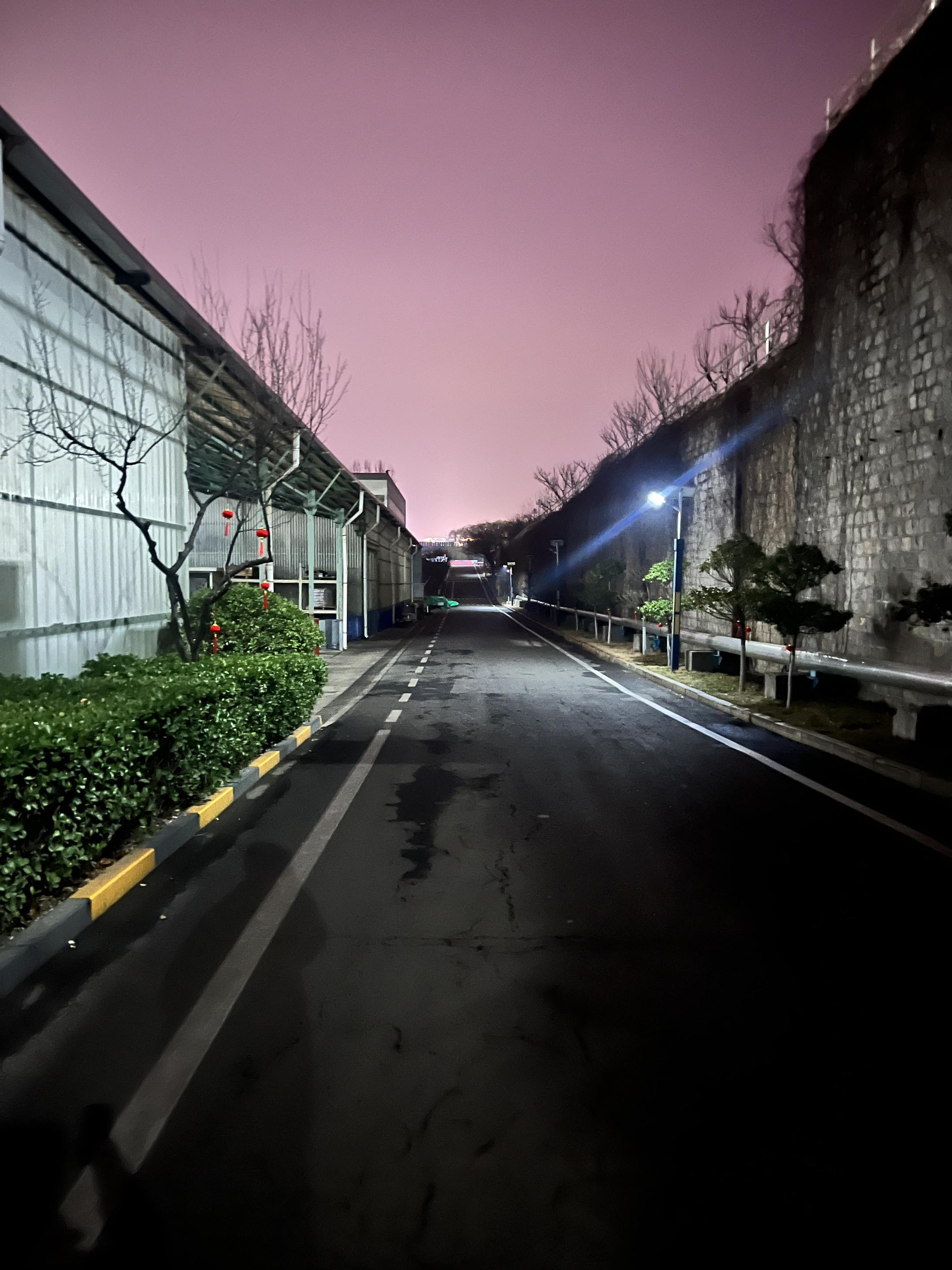 22:00，下班，下班。