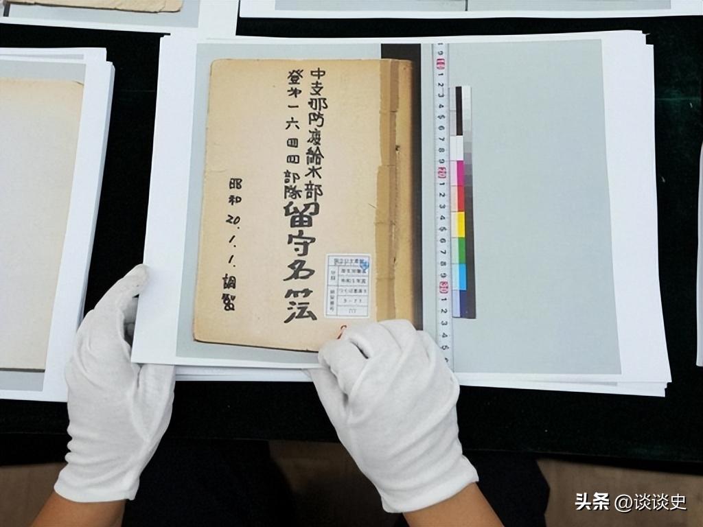 1943年，姜荣泉被俘，日军决定送他去哈尔滨平房的731部队做活体实验，路上，姜