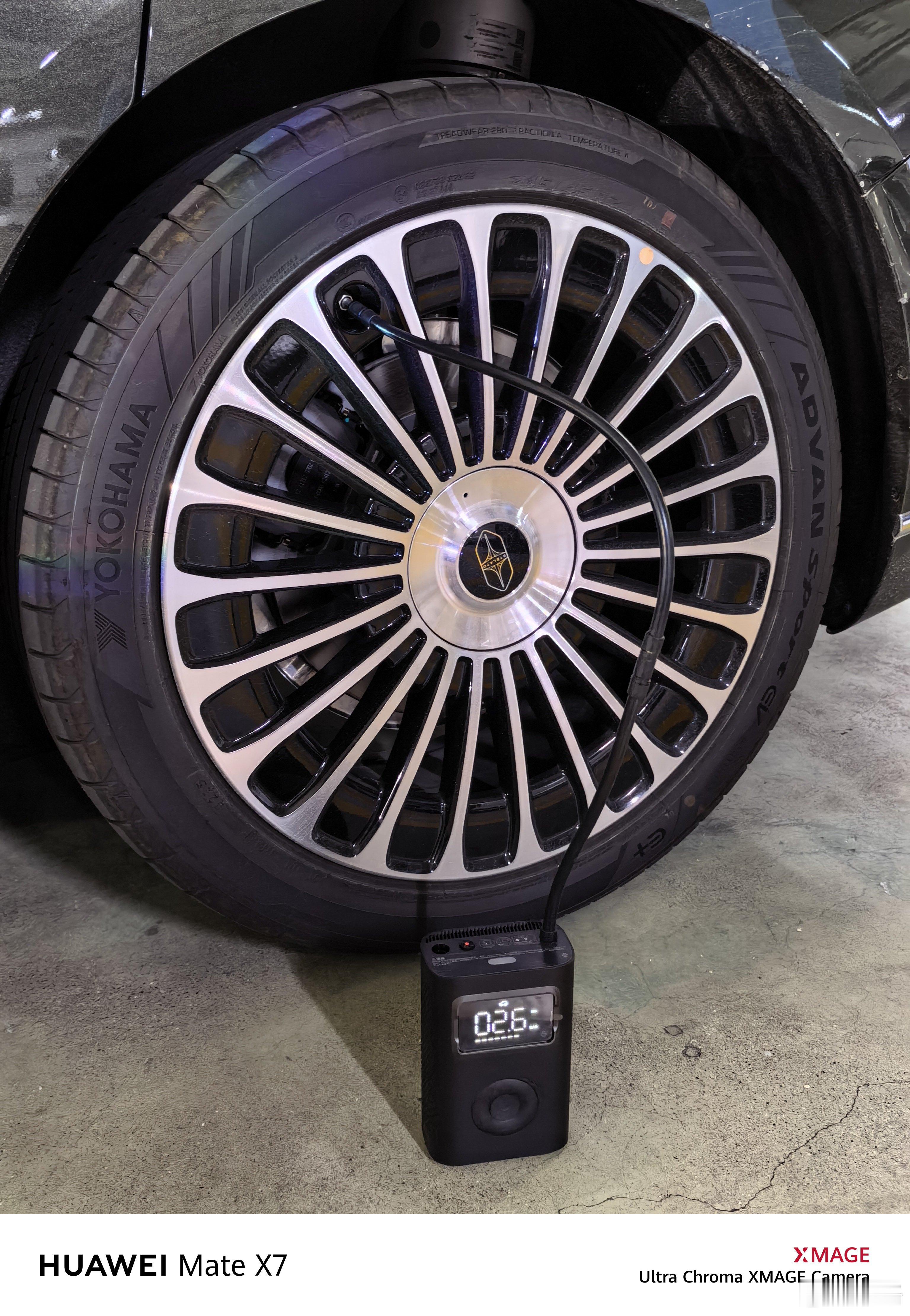 你们胎压都设多少呀？最近降温变成 2.2 bar 开起来感觉软绵绵的，还是先打回