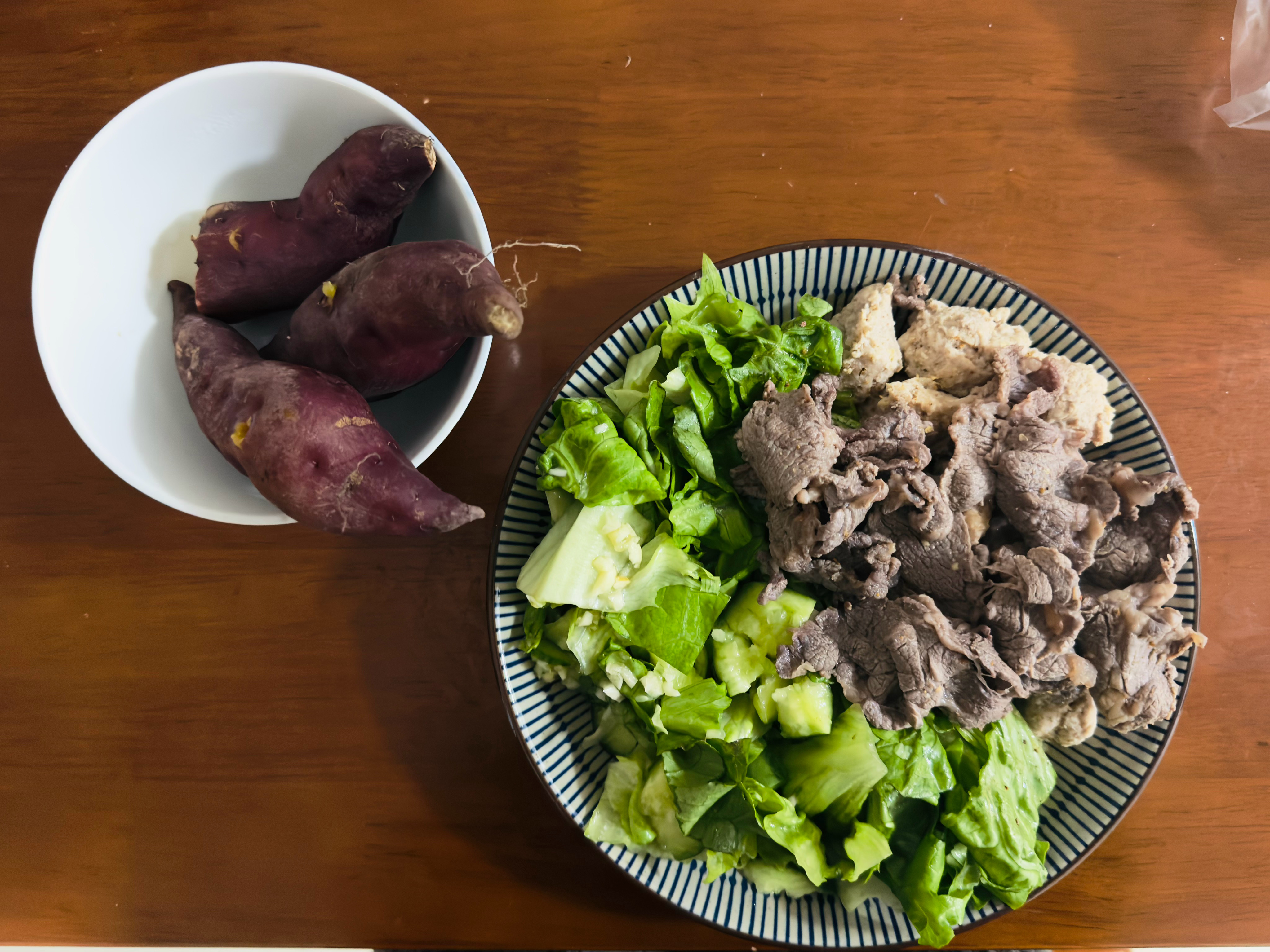 晚饭吃的啥？红薯🍠青菜🥬黄瓜🥒牛肉🐂自制瘦肉丸说好减脂的来打卡了，第2️