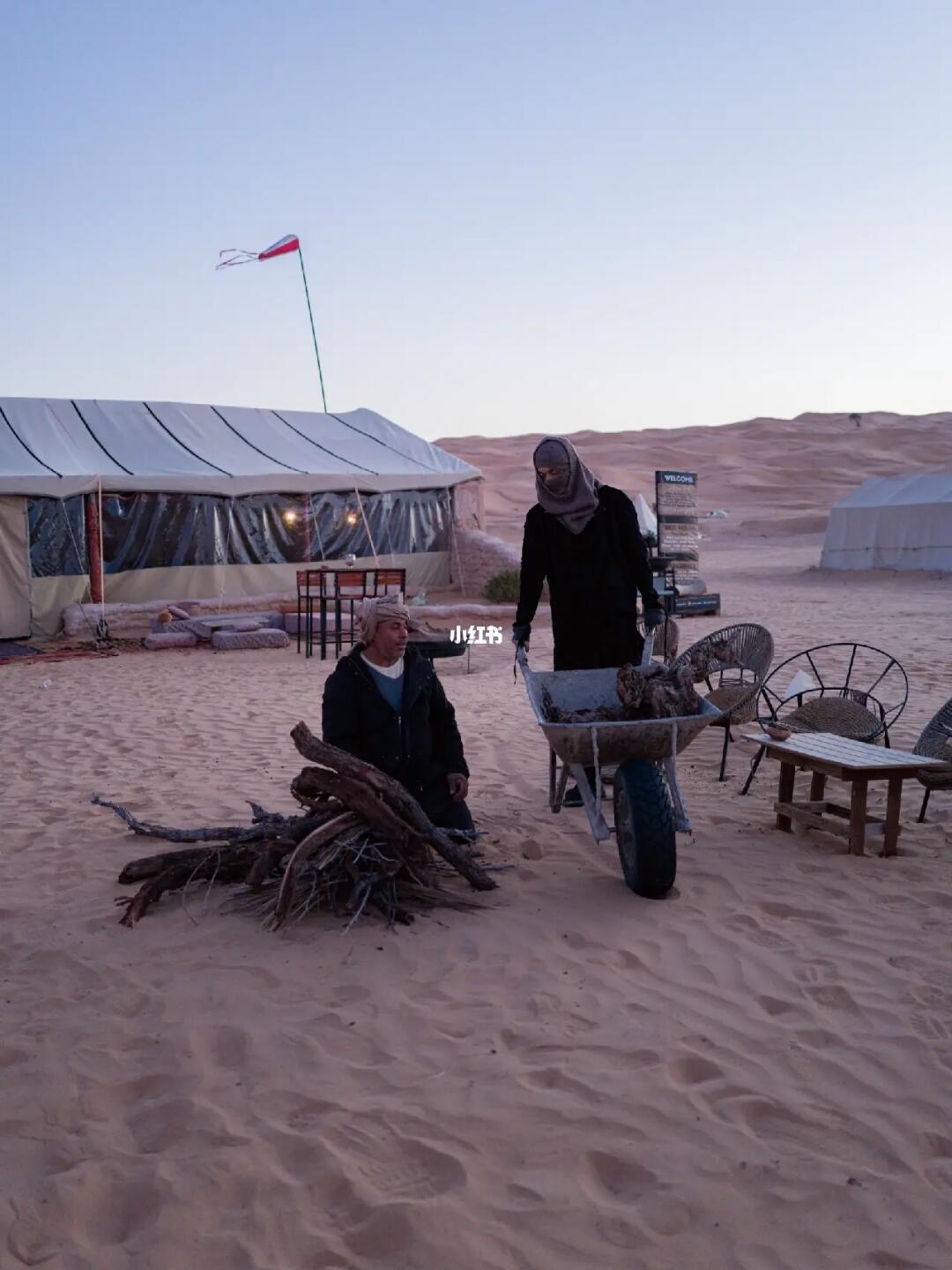 人生是荒漠｜在撒哈拉沙漠露营感受火星体验
