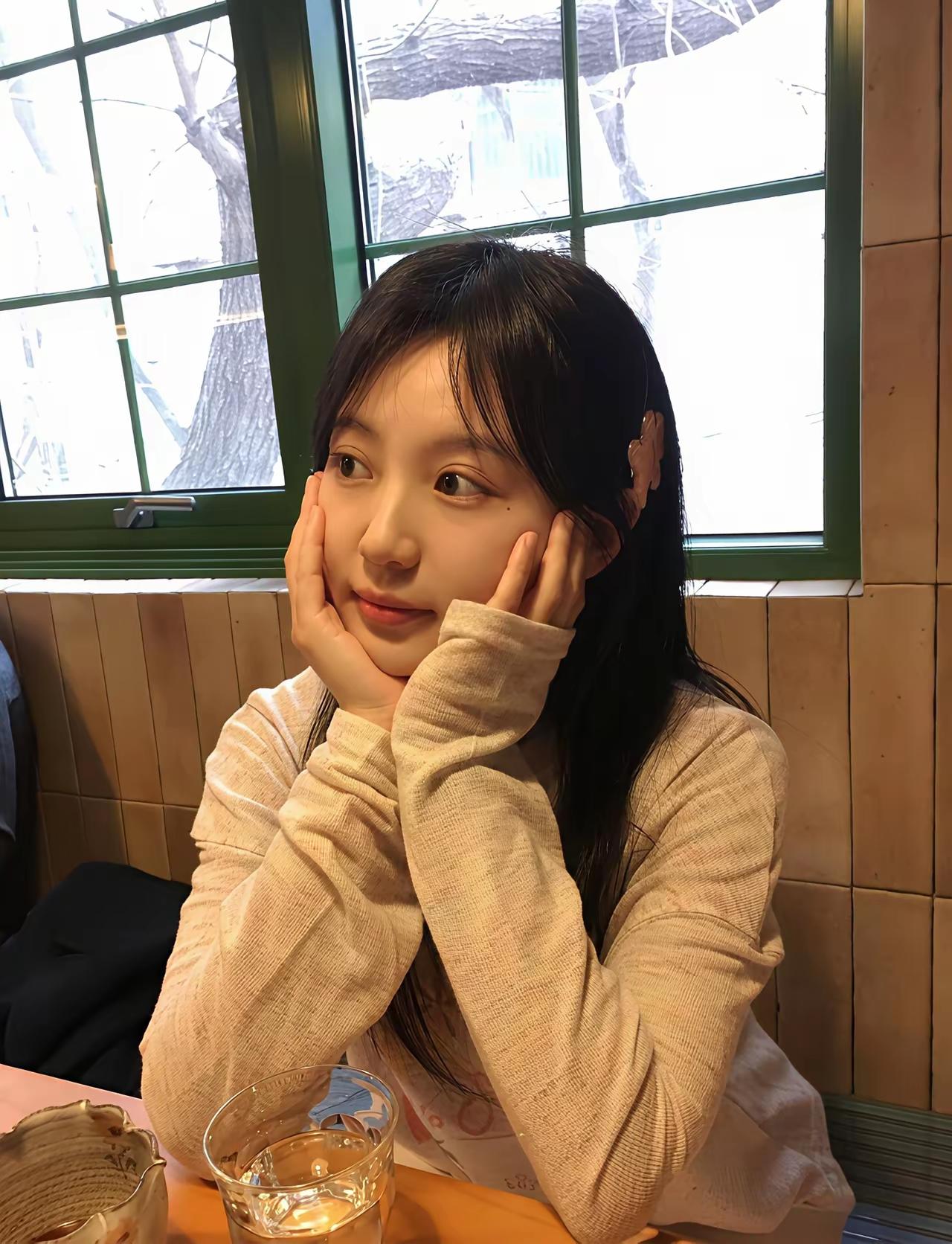 终于明白了一点点，只要某个股票跌的够多，这个时候网上铺天盖地都是坏消息的时候，你