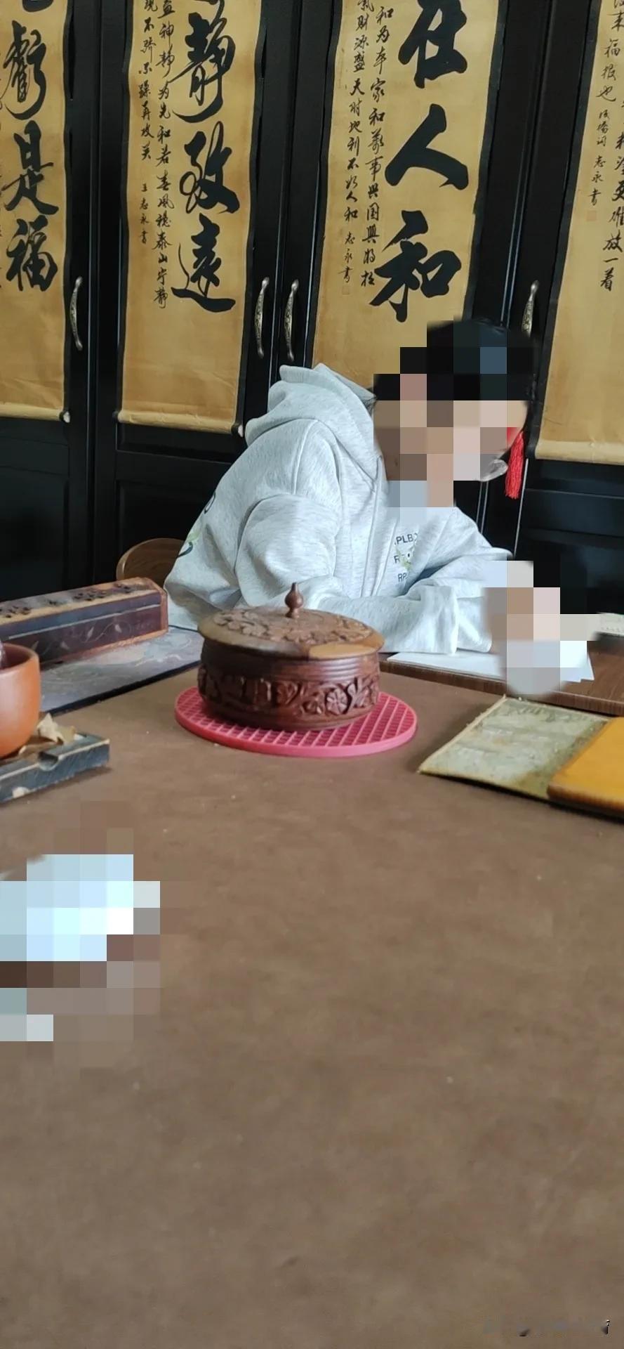  
高一开始，数学难度一下子上升到了一个很高的层次，因为知识点增多了，大多孩子跟
