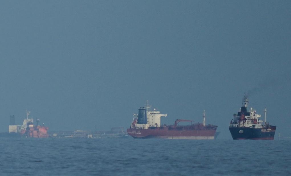 收起你们看热闹的心吧！
中国根本无法在美伊战争中置身事外。
不信看看今天的船只A