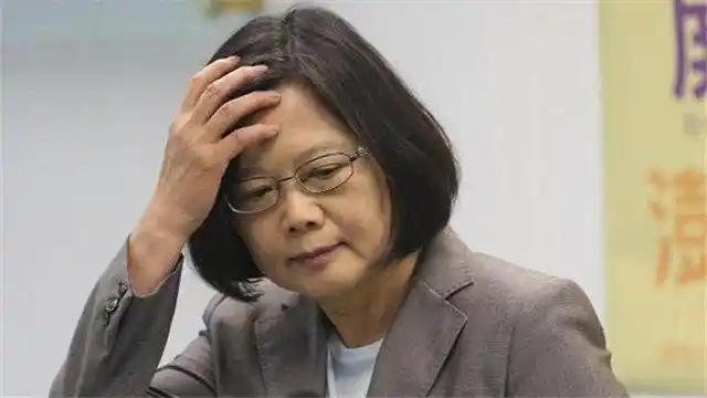 蔡英文不奉陪了，干脆选择“罢工”，7月19日，民进党全代会将照常举行，但蔡英文依