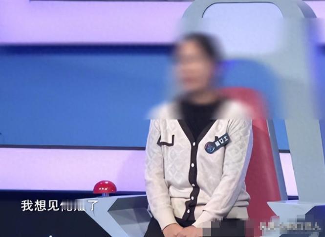 “你装什么装？”河南，老太太家里拆迁分到了两套房，反手将女儿拉黑并拒之门外。2年