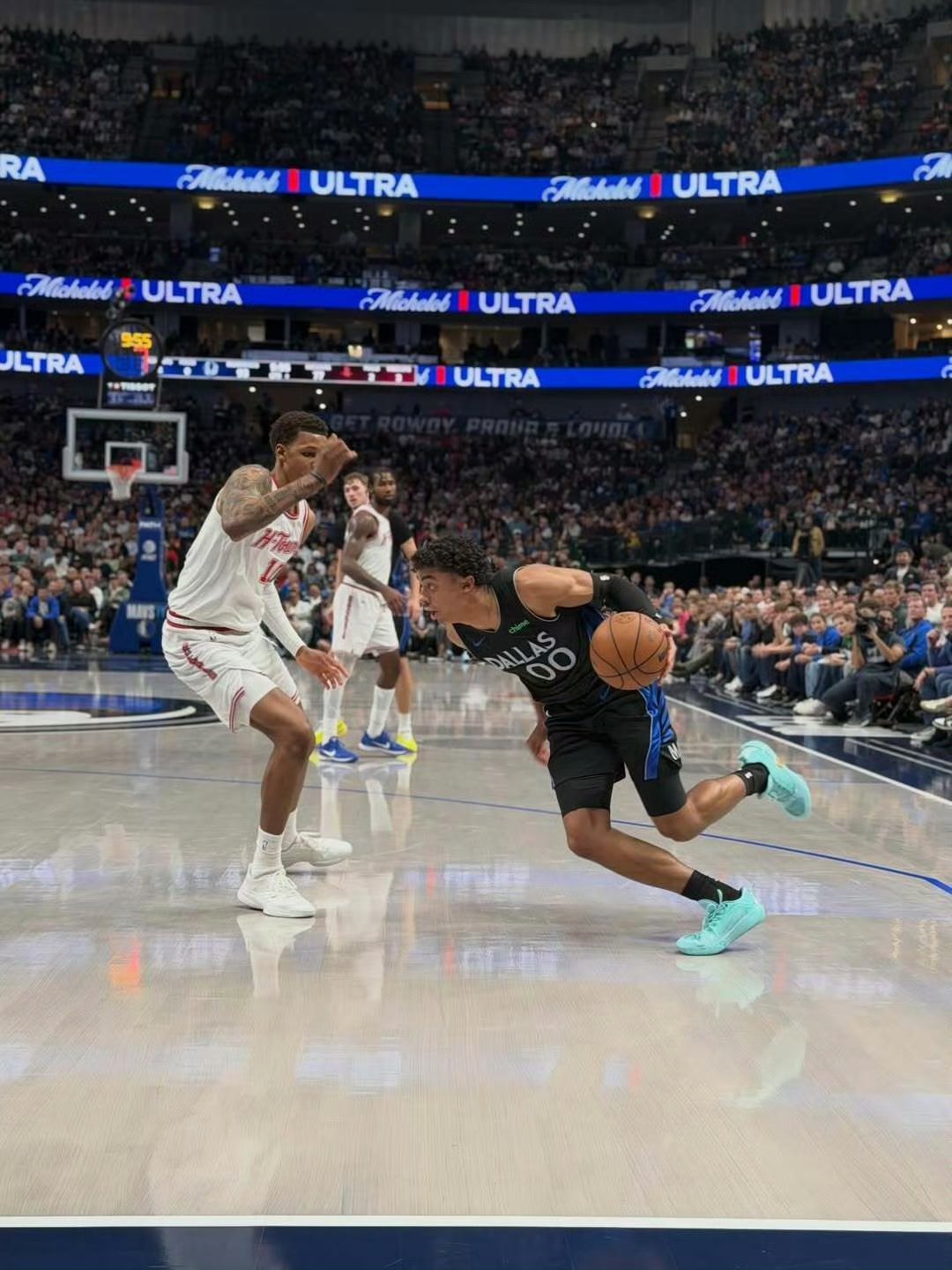 看到了小克昨天的一张赛场照MD…好像越来越像了