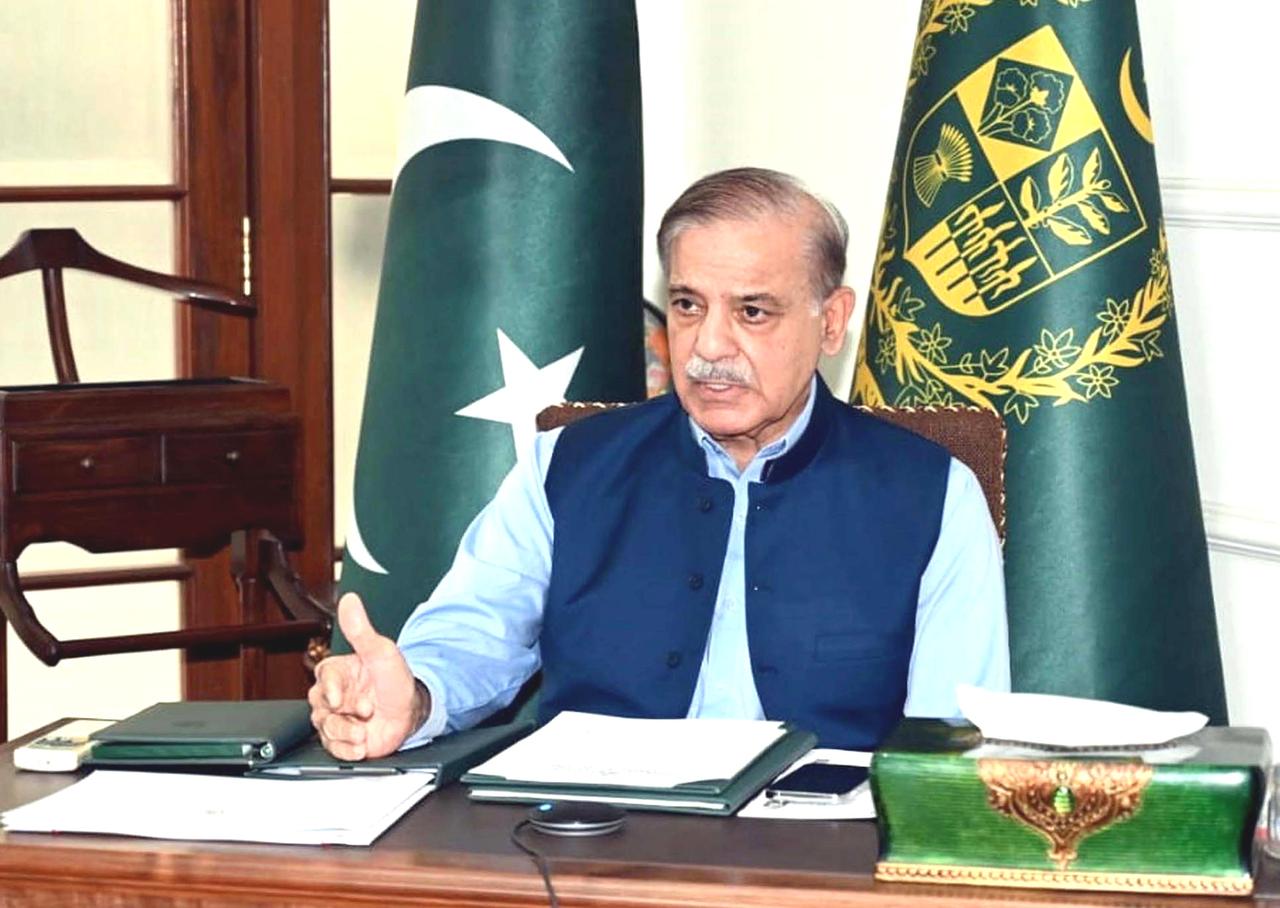 美国对伊朗恐怕不会动手了，只是吓唬一下，因为伊朗又迎来一个兄弟的声援。

在美国