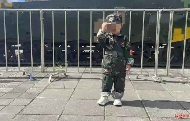 3岁男童“肚子痛”入院14小时，抢救无效死亡，家属将贵阳两家医院告上法庭，要求赔