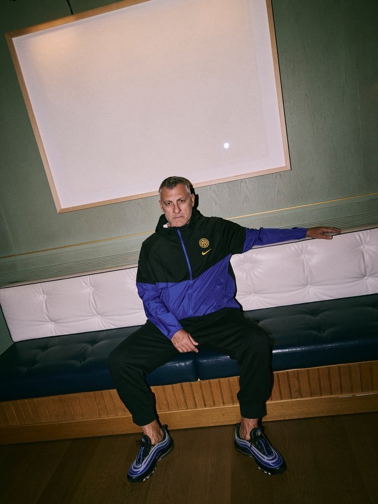 意大利型男 Bobo 🔵⚫🇮🇹维埃里国际米兰