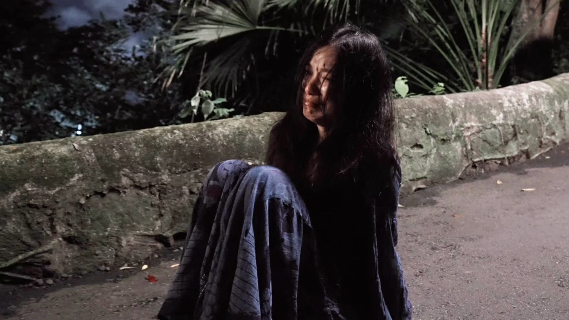 倪妮一把握住了粉丝的手倪妮隔空摸头粉丝 倪妮那句“乖”，我听了十遍。不是敷衍的安