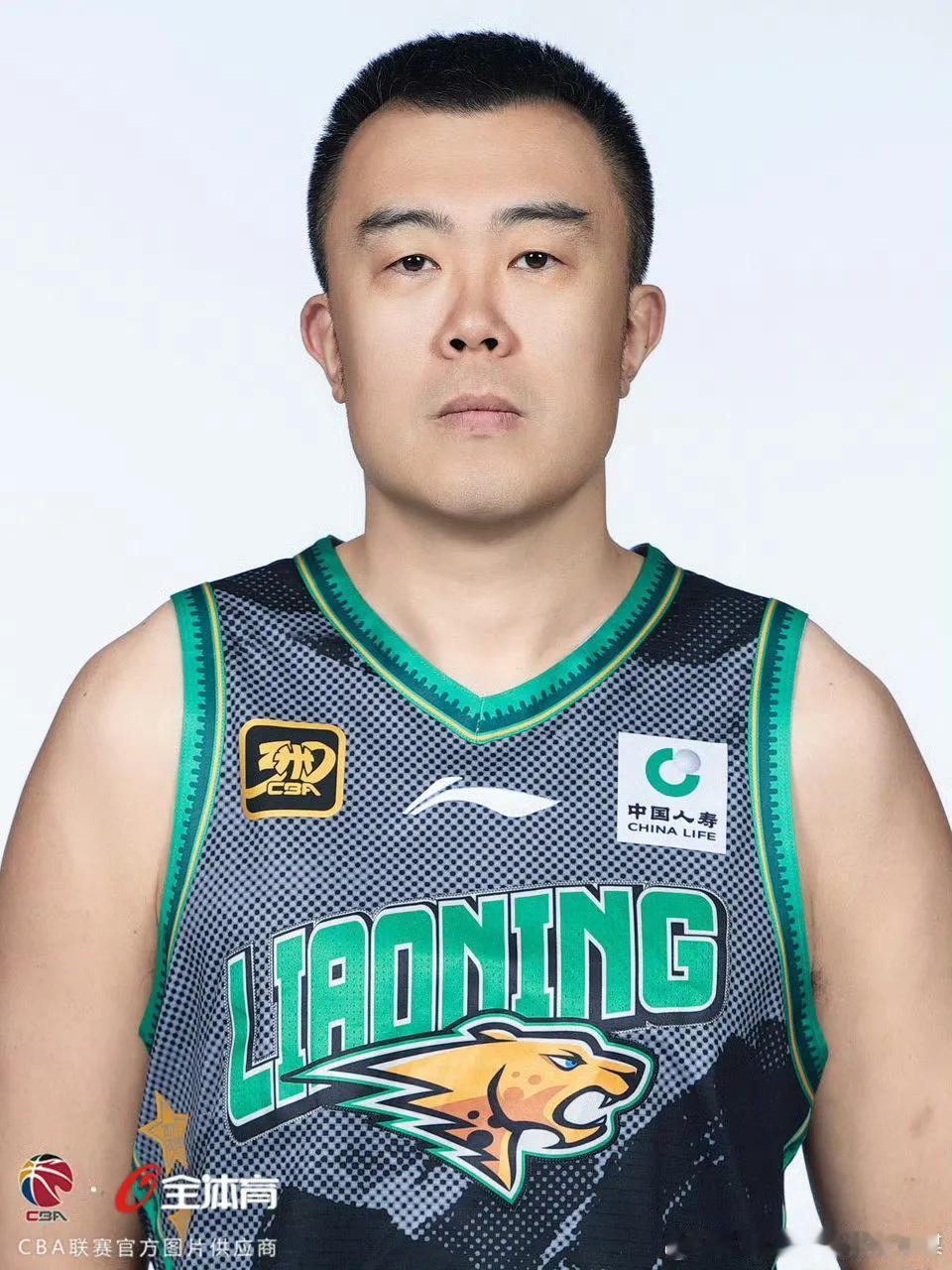 辽篮应该是本赛季年龄最大的球队，队长韩德君37岁，是本赛季全联盟年龄最大的球员。