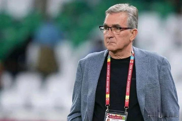 崔康熙缺席，伊万驾到！这次不用担心泰山队球员的态度了。
  山东泰山主场对阵领头