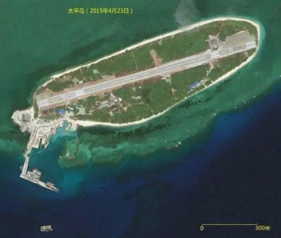 6月11日上午，大陆“三沙执法301”和“三沙2号”两艘公务船靠近太平岛，进入台