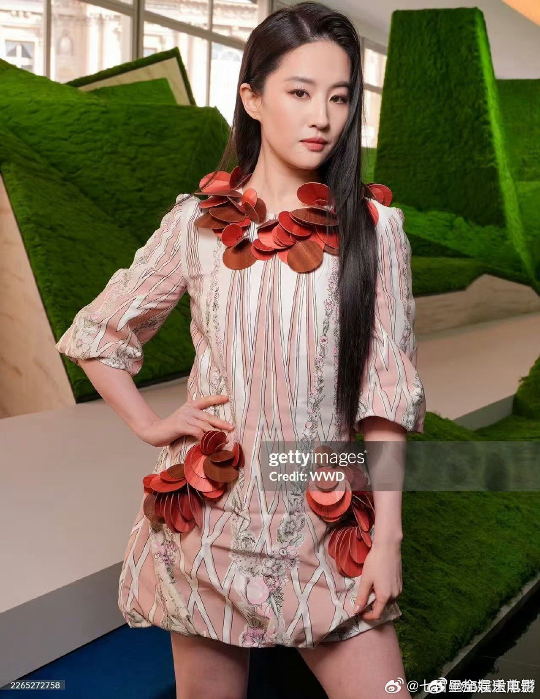 刘亦菲、周冬雨、全智贤、Lisa 巴黎时装周LV大秀外网生图刘亦菲全智贤lisa