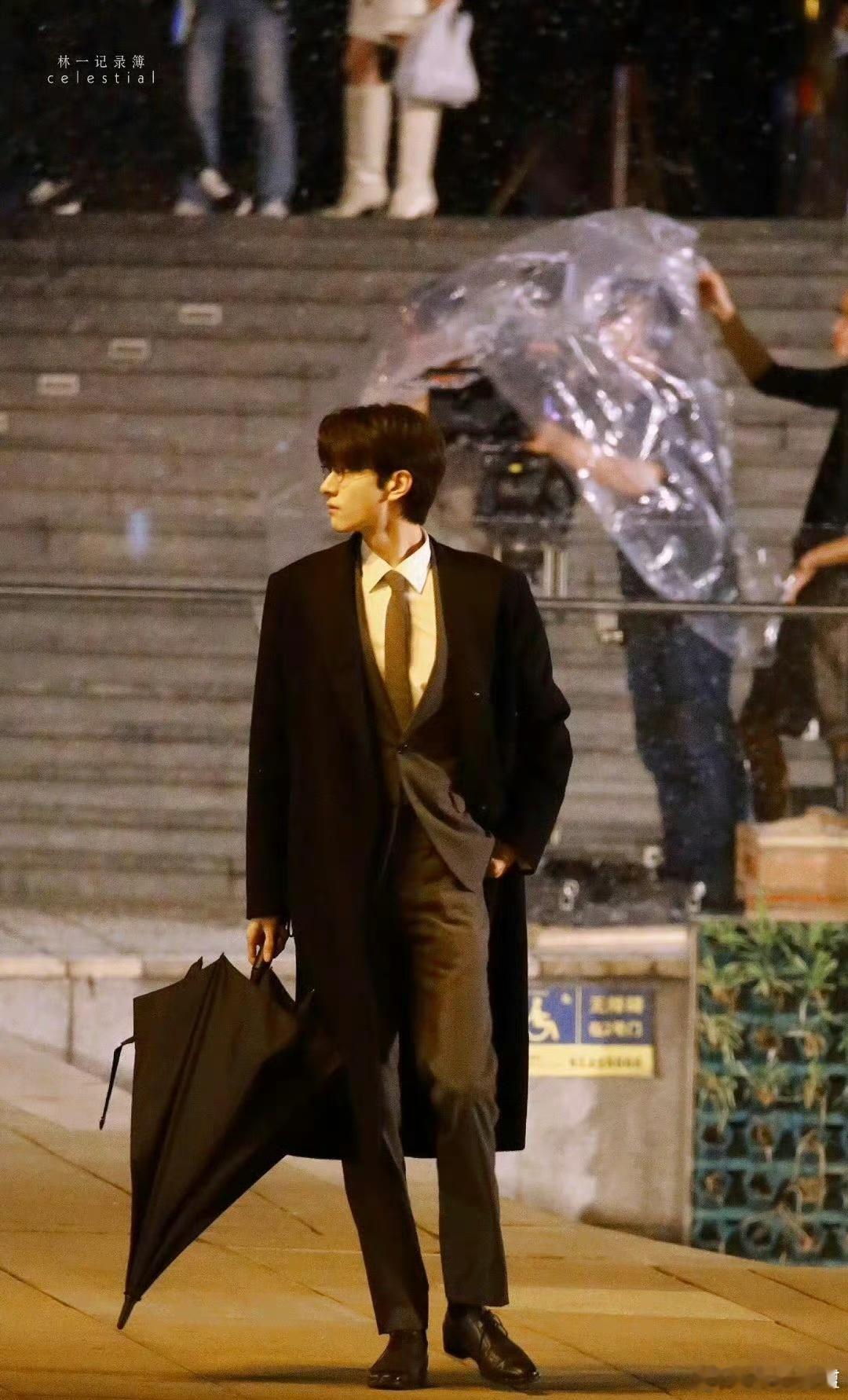 现代剧路透从来没土过的一位，林一，条太顺了，每次碰见的剧组造型师也靠谱。 