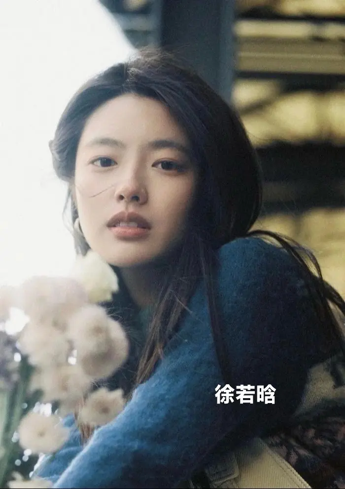徐若晗，1998年2月27日出生于陕西省西安市，毕业于北京电影学院动画...