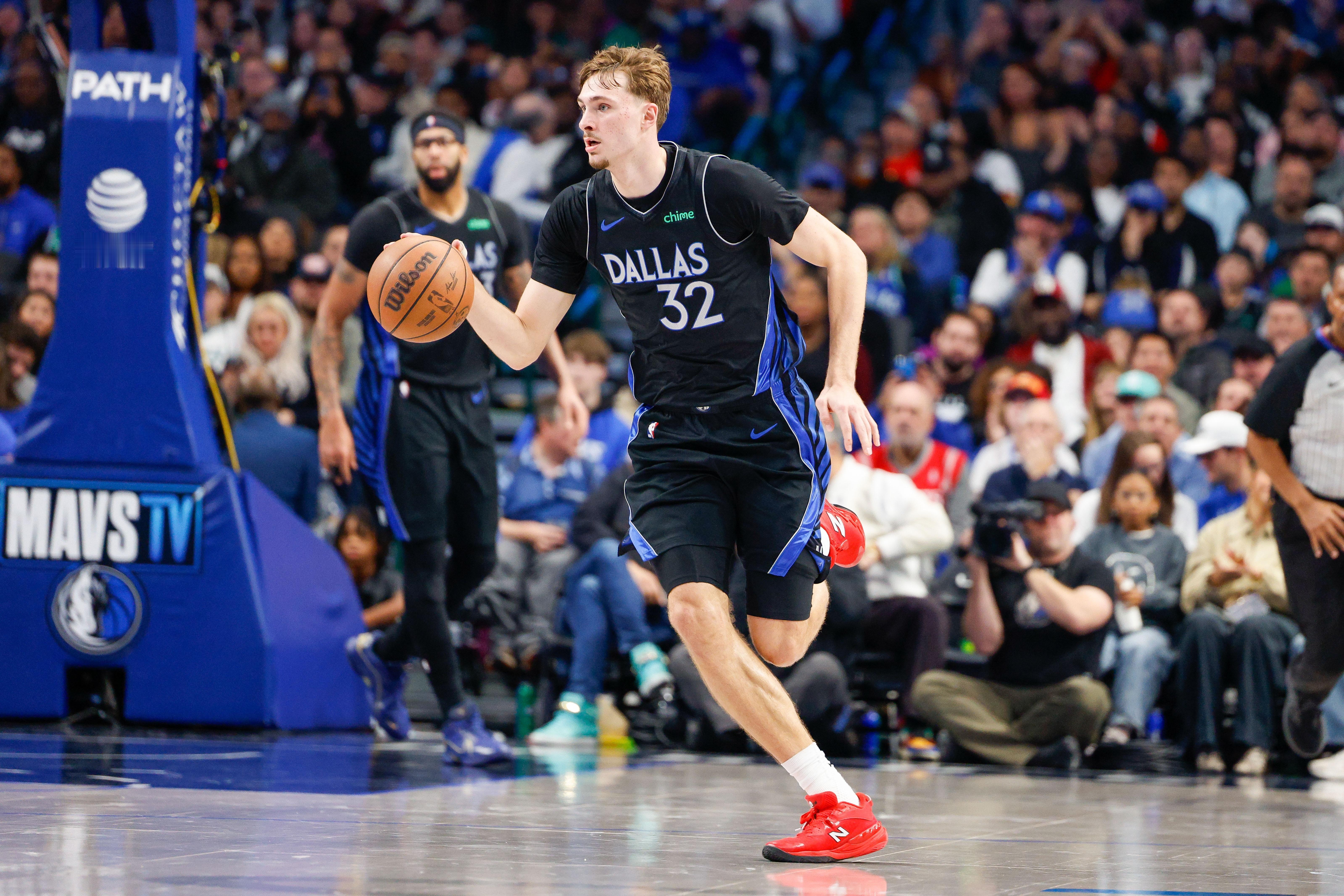 独行侠记者Christian Clark报道，独行侠想在本赛季保持竞争力。记者称