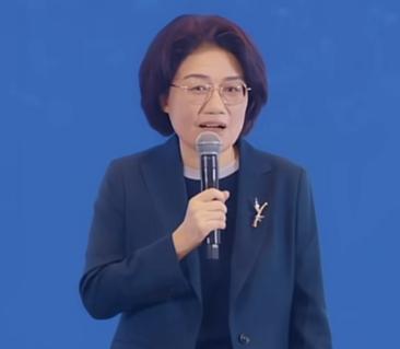 5月25日，何庭波在国际电路与系统研讨会上，正式发布了“韬定律”，别被这个听起来