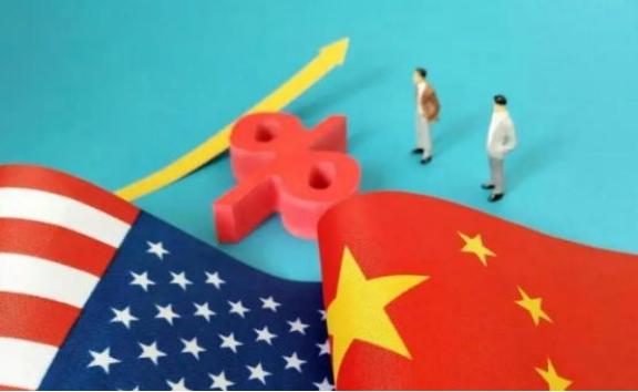 美国前总统克林顿曾表示，如果中国成为新的世界领导者，希望到时候中国能对美国手下留