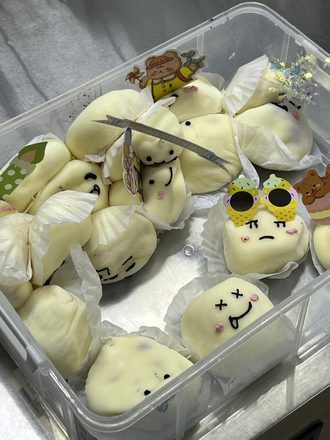 人在无语的时候会笑哈哈哈哈哈