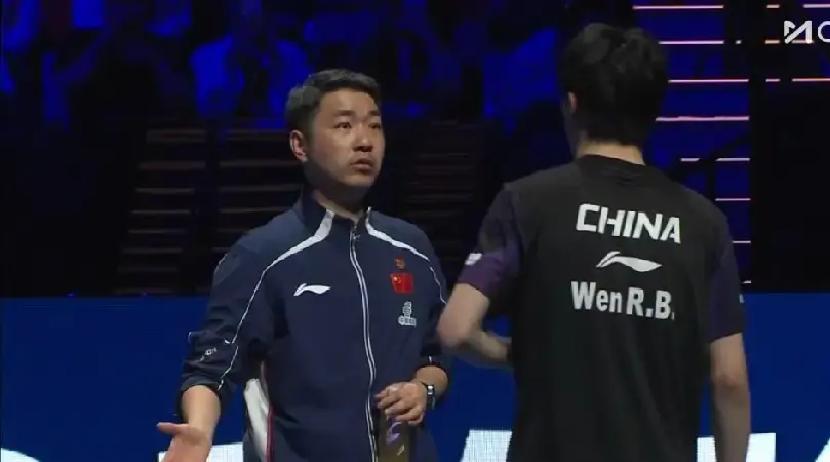 直落两局完胜！林昀儒把新生代小将拿捏得死死的，前三板太绝了

这场乒乓球对决看得