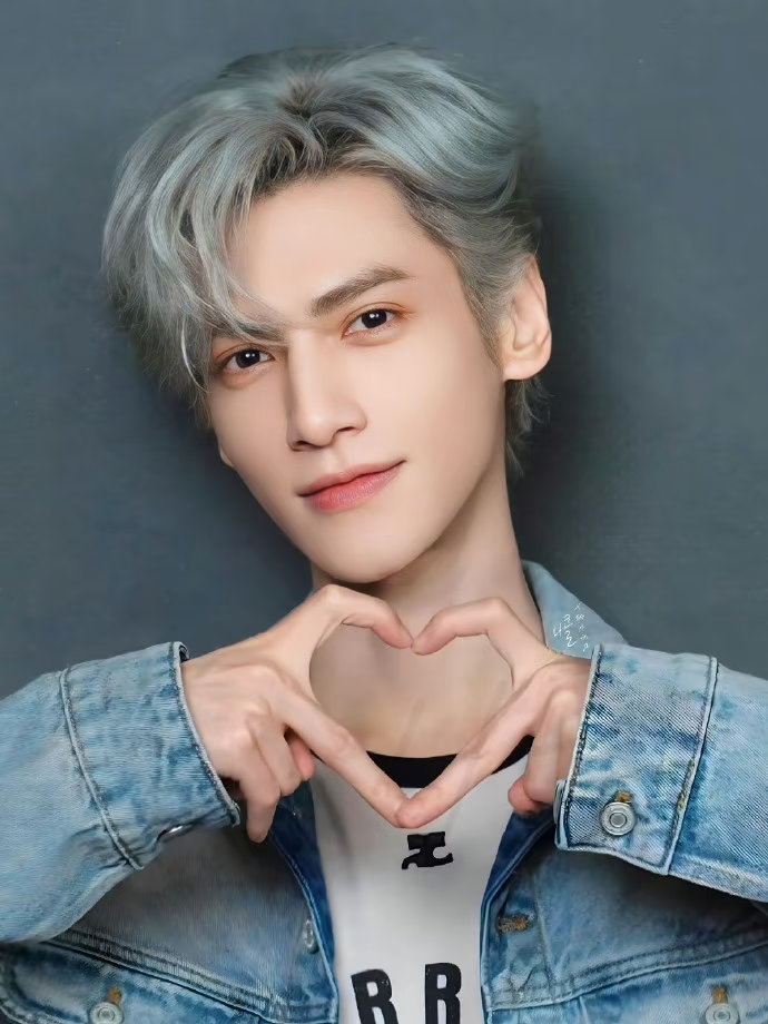 罗云熙说自己没有转型焦虑 不被标签束缚，不被焦虑裹挟，罗云熙专注打磨古装角色，用