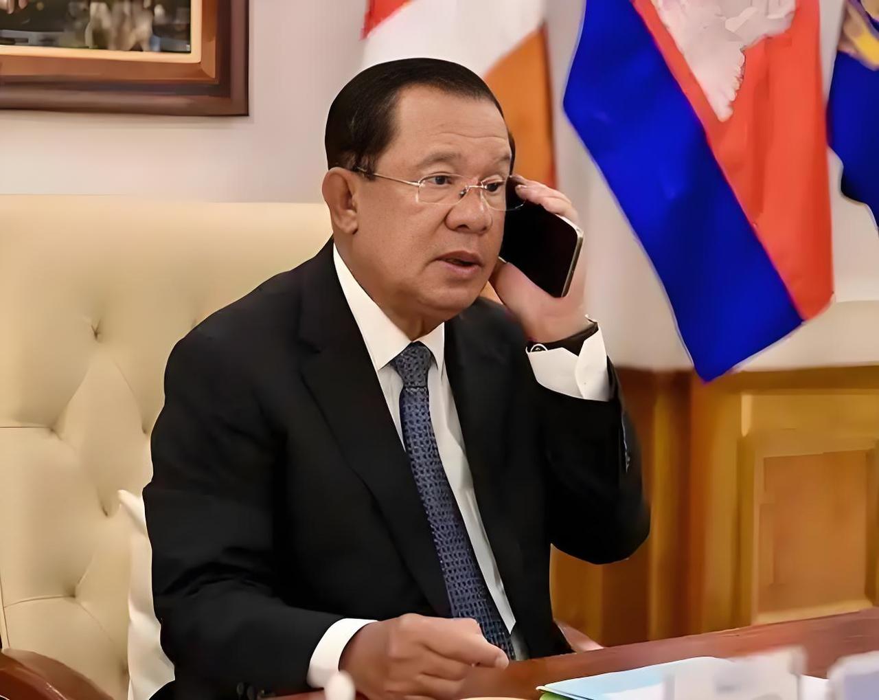 熟悉历史的朋友应该清楚，我们以前跟柬埔寨的关系好到什么程度，我们一度称呼柬埔寨跟