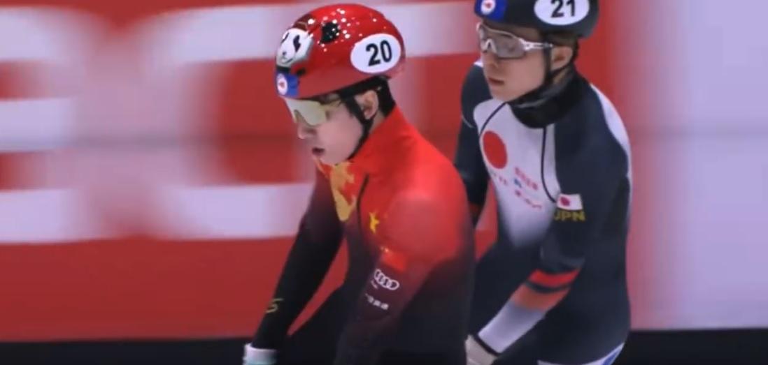   北京时间今天凌晨，短道速滑世锦赛首日，1000米的比赛结束了两轮较量。男子1