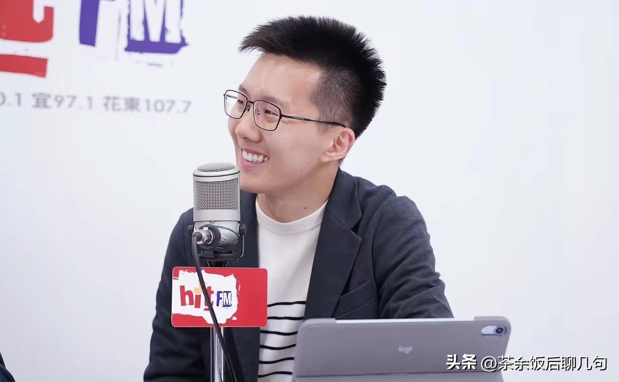 国民党前青年部主任萧敬严，这回算是玩脱了。为了选新北议员，居然跑到绿媒节目上狂轰