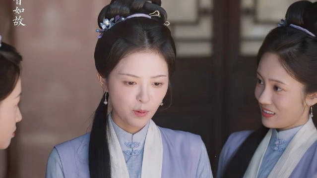 南客求娶小莲，南客怕小莲被林府选去袁家做妾，立马就去找小莲求婚，看把孩子高兴的

兰香如故｜谭松韵｜