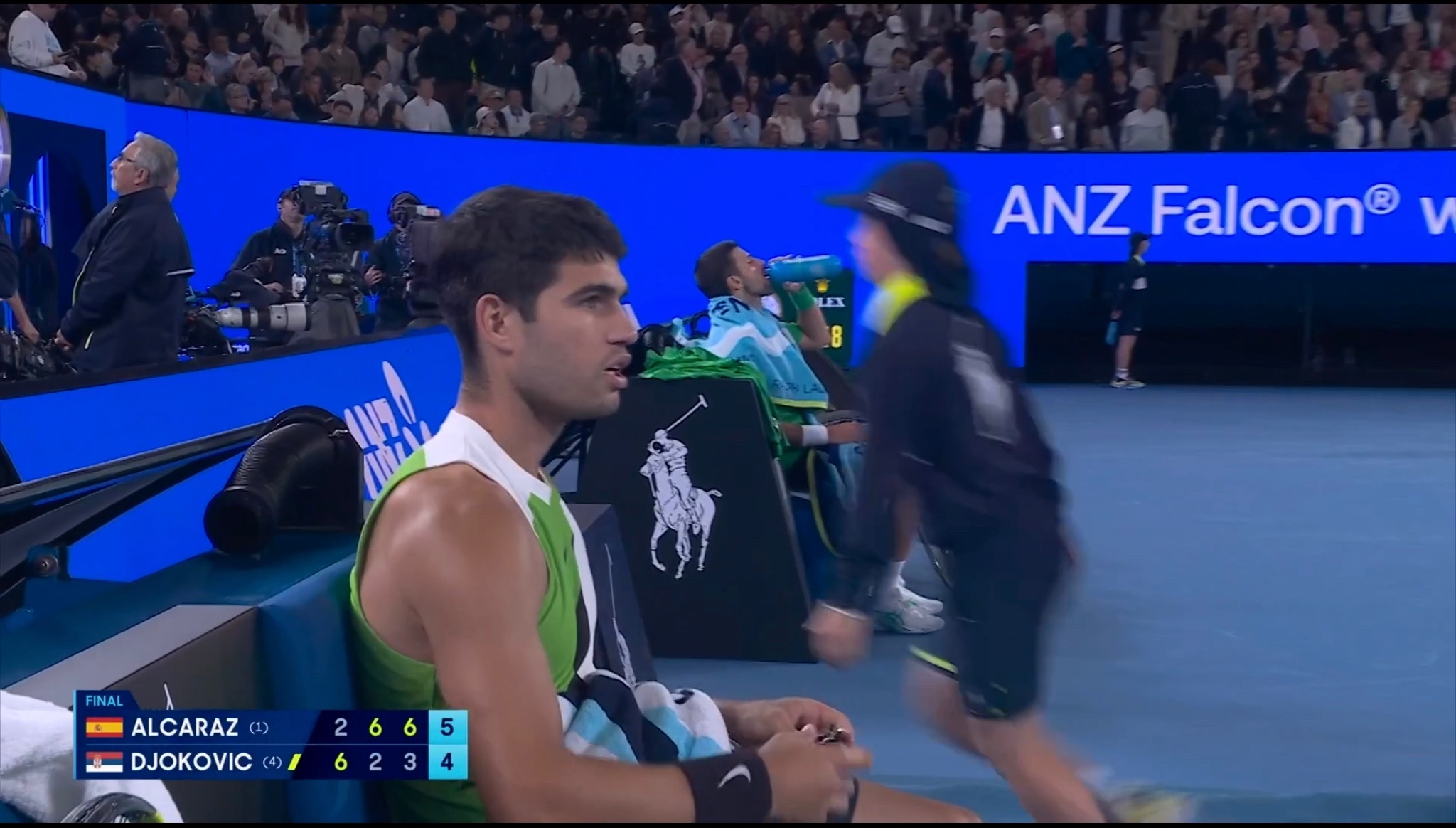 稳住，不浪的阿卡，来到胜利的边缘了德约科维奇vs阿尔卡拉斯