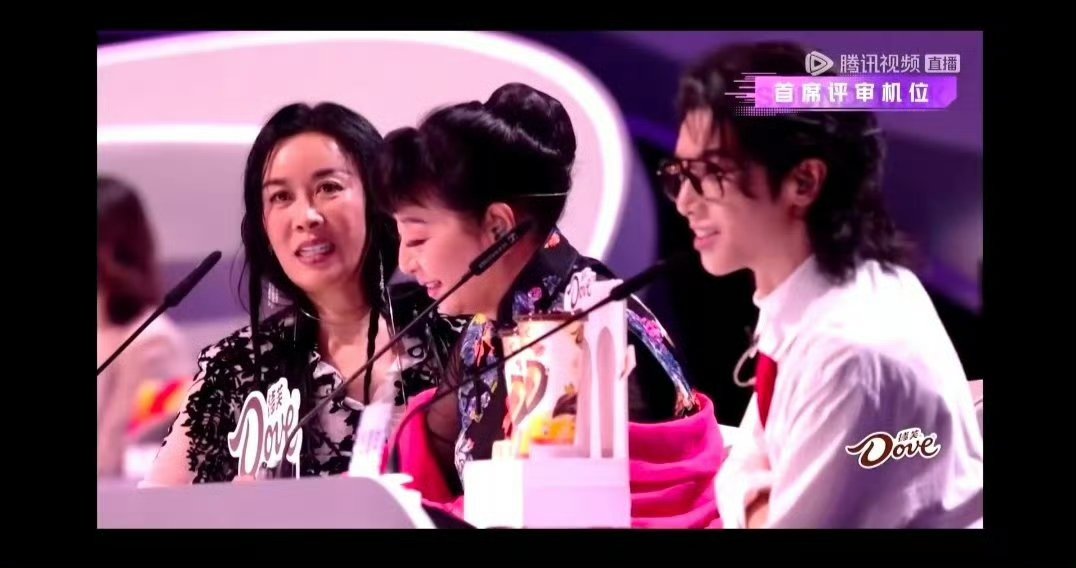 谁懂啊！这种互怼氛围感，太喜欢了 