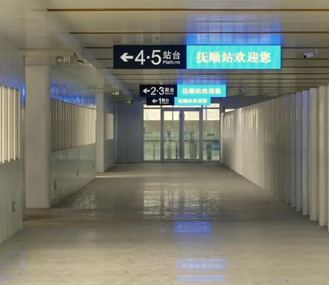 抚顺终于熬出了头，沈白高铁真的快开通。今天。今天沈白高铁首次进行模拟载客运行，抚