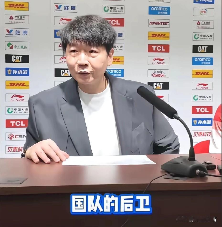 邱彪绝对是CBA教练中的一股清流，执教能力强不强仁者见仁，但就他的人品绝对是非常
