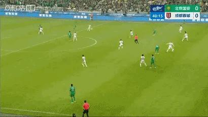 北京国安北京国安中超联赛 张玉宁换下受伤的法比奥 