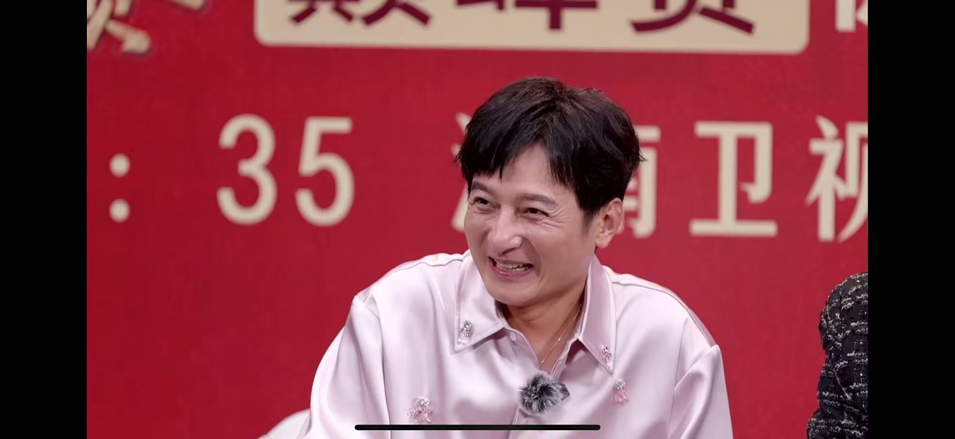 黄晓明维嘉再现名场面黄晓明我不要你觉得是想送杨紫去医院 直播里黄晓明维嘉再现“我