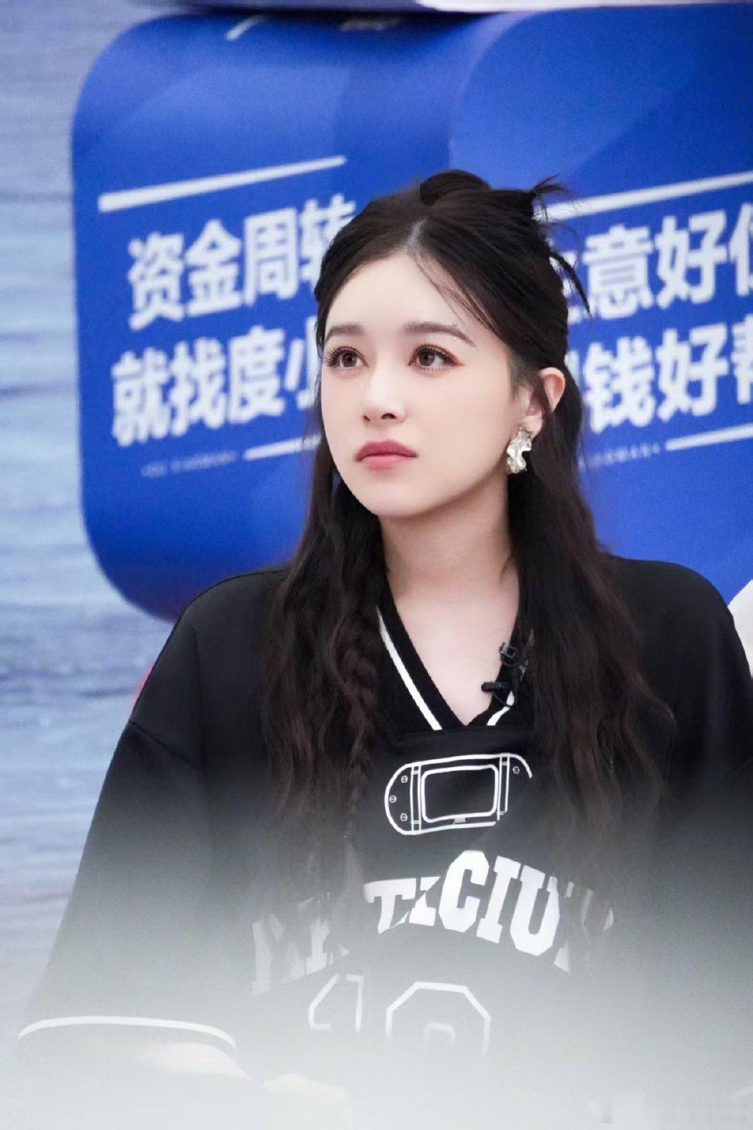 乘风四公全员开大 乘风2026 四公对决亮点拉满，连续镜头磨练临场发挥实力，各具