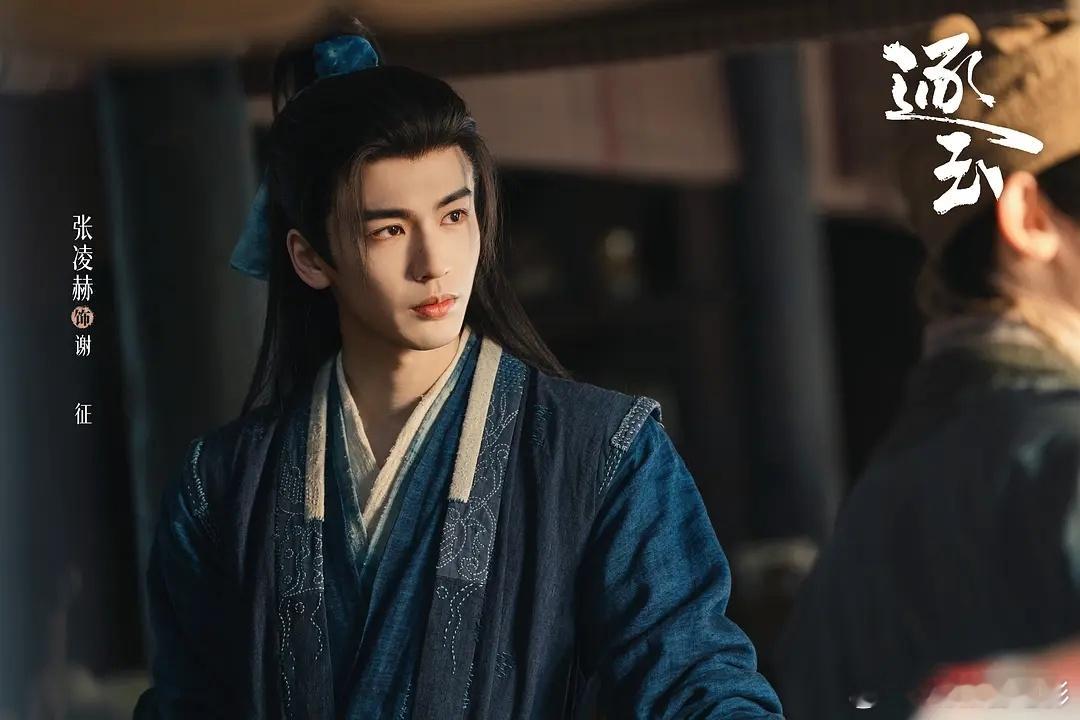 花少导演在约张凌赫田曦薇现在的花少没有以前的抓马了但是CP一起上的话，应该算个很