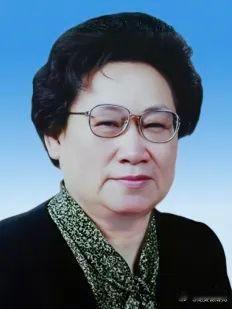 今日稍早时候，美国国家科学院公布了新当选的院士和外籍院士。此次共计120名院士和